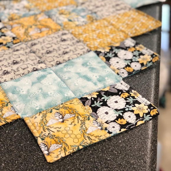 Quilted Table Runner - Picture 2 of 5